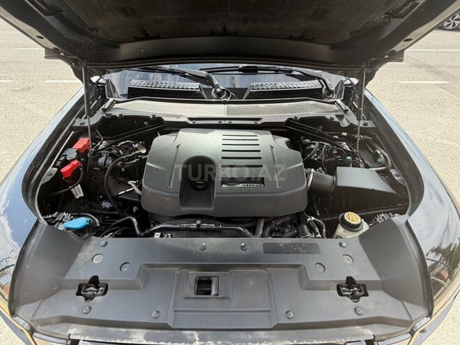 Land Rover Defender 2020, 122,000 km - 3.0 l - Bakı