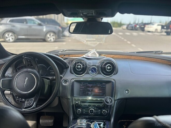 Jaguar XJ-9