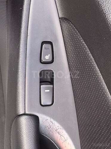 Hyundai Sonata-14