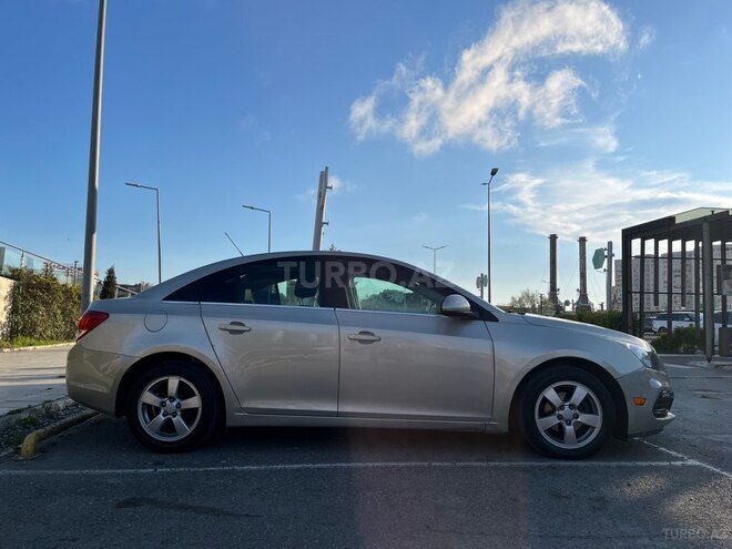 Chevrolet Cruze-2