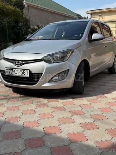 Hyundai i20-17