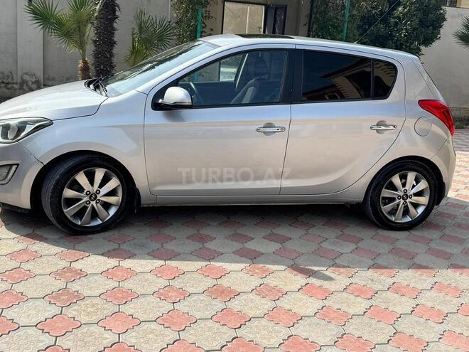 Hyundai i20-18