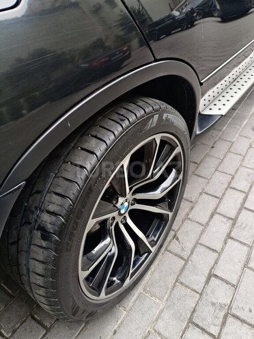 BMW X5-8