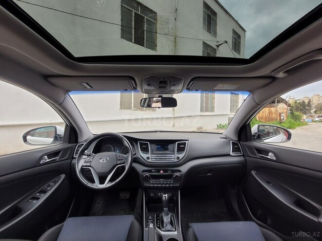 Hyundai Tucson-13