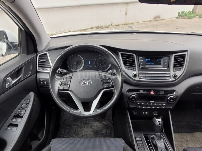 Hyundai Tucson-14