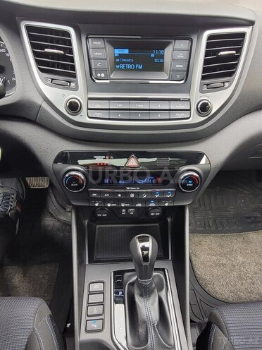 Hyundai Tucson-16