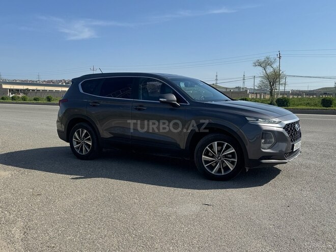 Hyundai Santa Fe-6