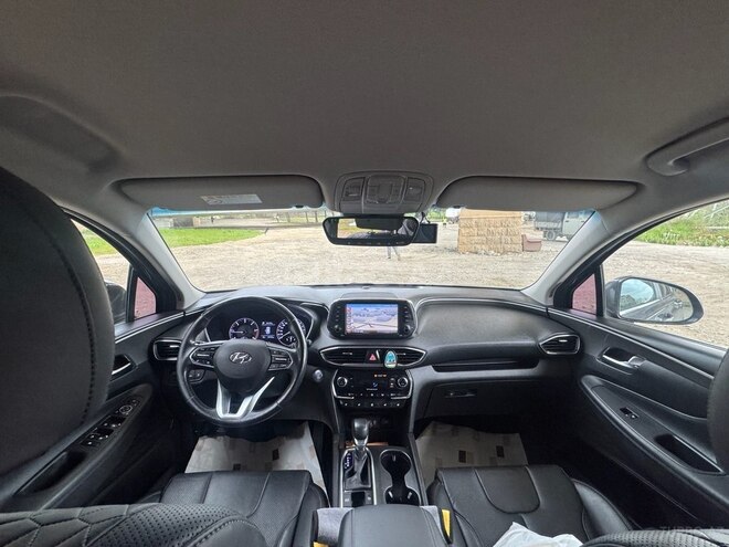 Hyundai Santa Fe-11