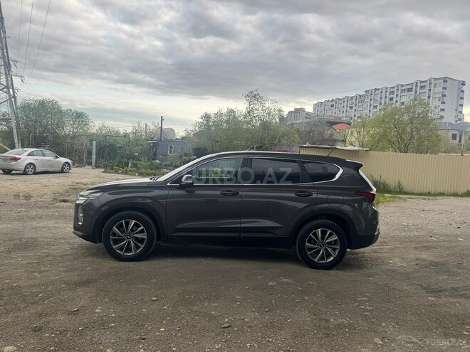 Hyundai Santa Fe-14
