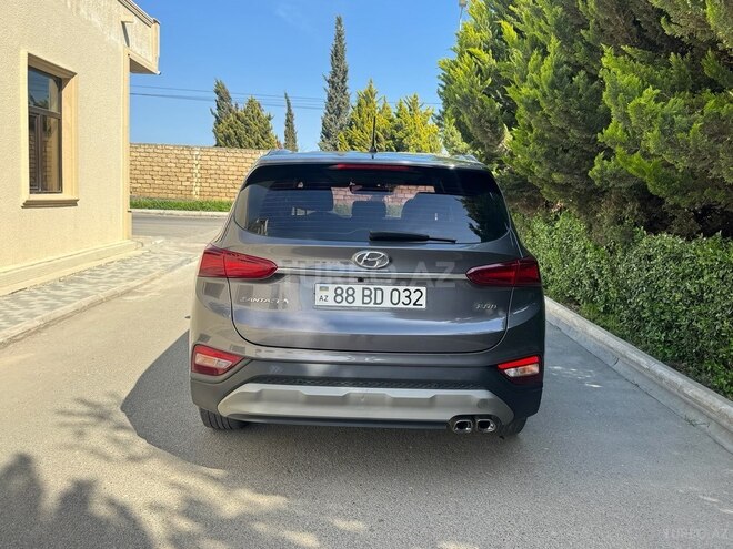 Hyundai Santa Fe-8