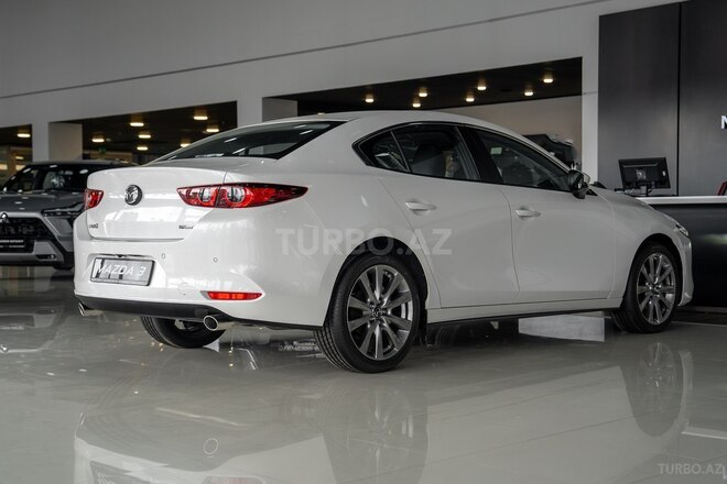 Mazda 3-7