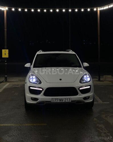 Porsche Cayenne-19