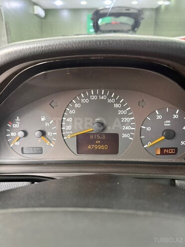 Mercedes E 220-18