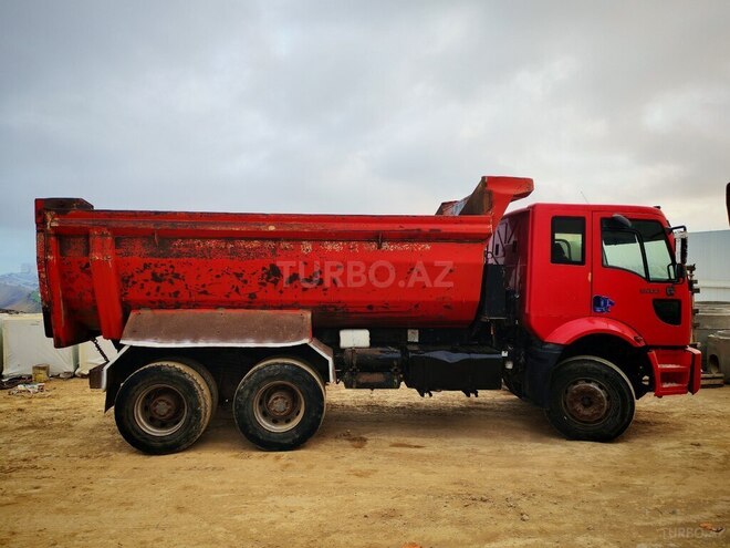 Ford Cargo-7