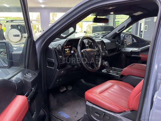 Ford F-150-10