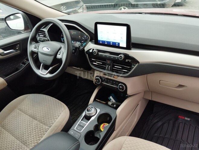 Ford Escape-8