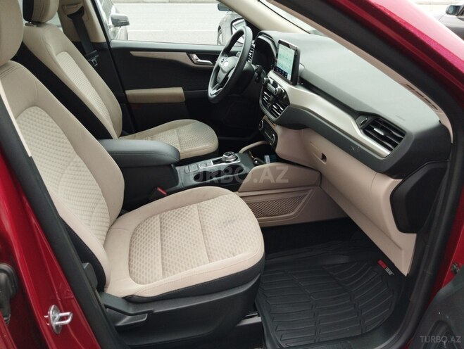 Ford Escape-9