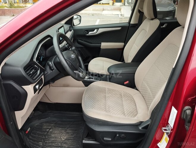 Ford Escape-11