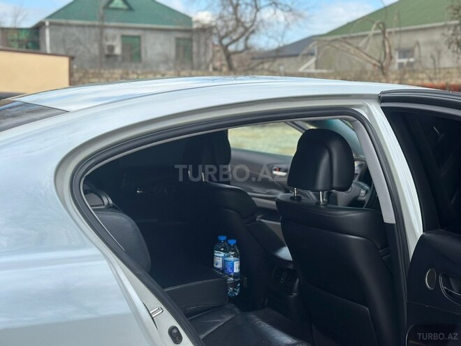 Lexus GS 300-8