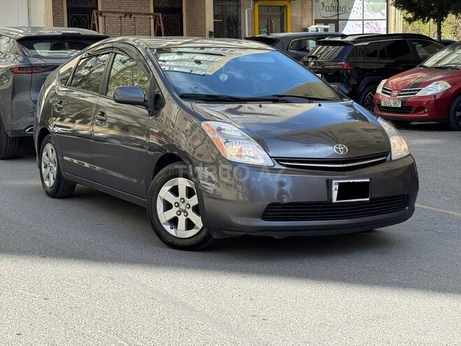 Toyota Prius-1