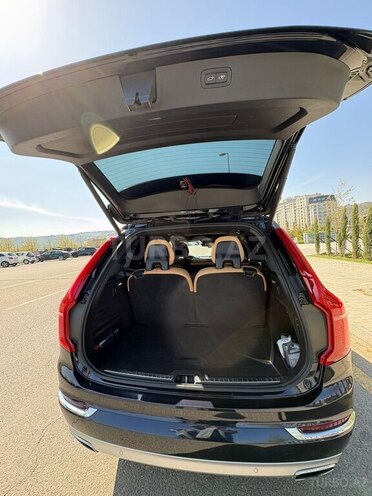 Volvo XC90-15