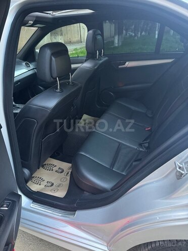 Mercedes C 250-8