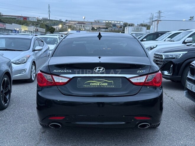 Hyundai Sonata-9
