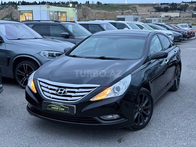 Hyundai Sonata-2