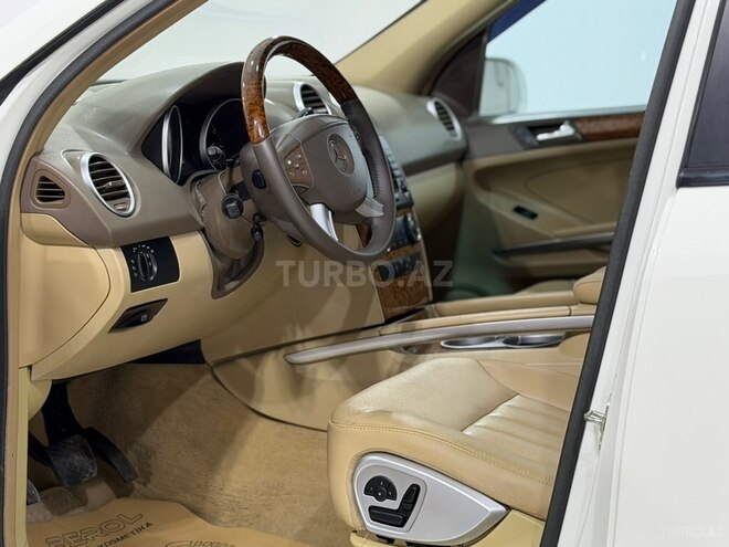Mercedes ML 350 4MATIC-15