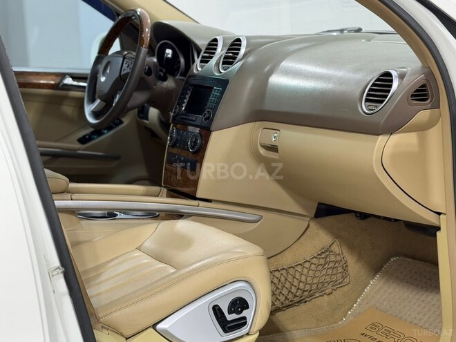 Mercedes ML 350 4MATIC-17