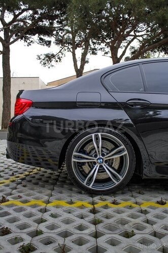 BMW M5-4