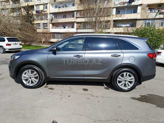 Kia Sorento-4