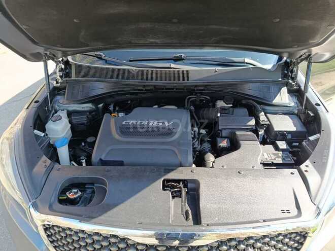 Kia Sorento-9