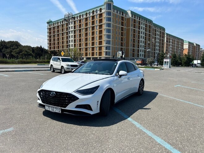 Hyundai Sonata-5
