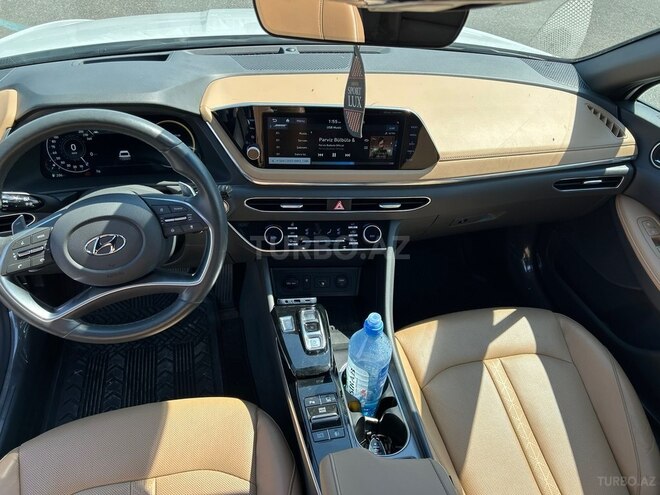 Hyundai Sonata-3