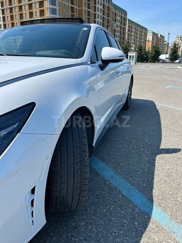 Hyundai Sonata-13
