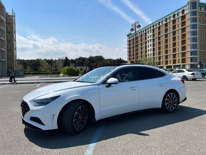 Hyundai Sonata-16