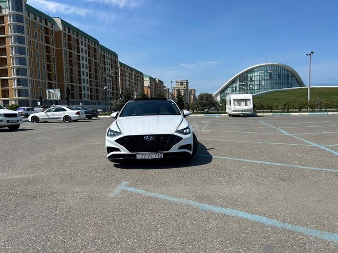 Hyundai Sonata-15