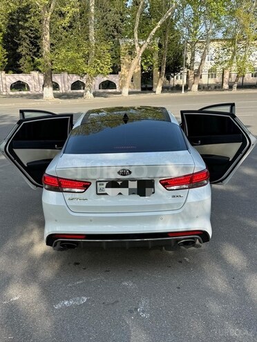 Kia Optima-5