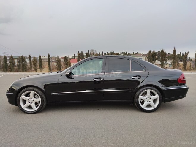 Mercedes E 220 2004, 398,000 km - 2.2 л - Gəncə