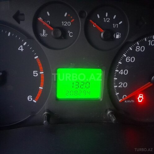 Ford Transit-19