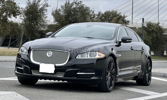 Jaguar XJ-5