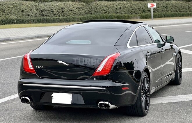 Jaguar XJ-11