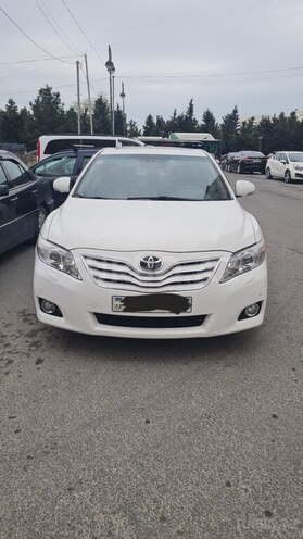 Toyota Camry-1