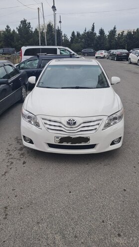 Toyota Camry-2