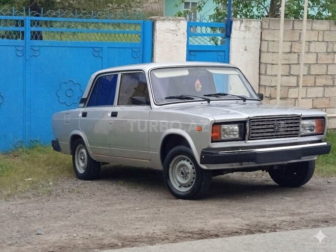 LADA (VAZ) 2107 2010, 137,000 km - 1.6 l - 