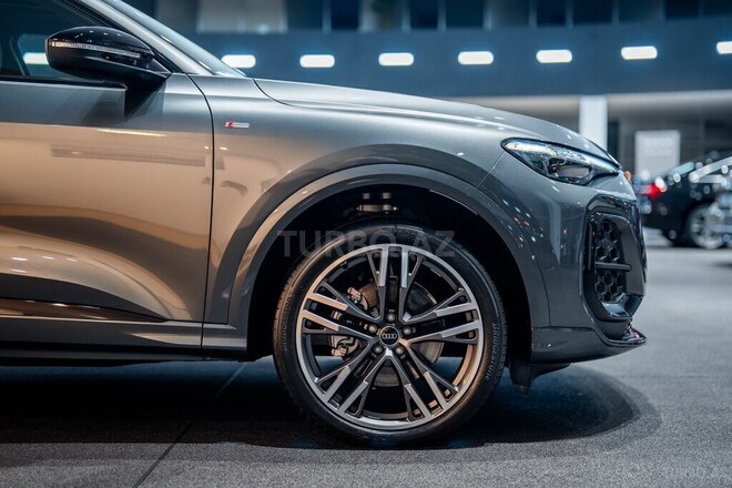Audi Q5-6