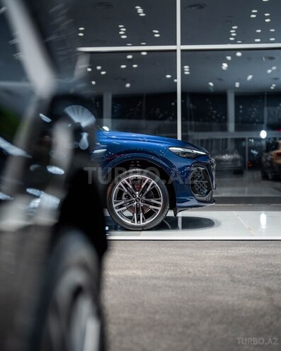 Audi Q5-11