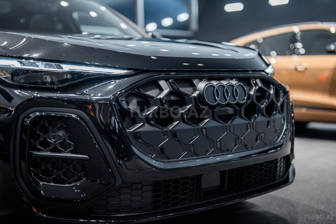 Audi Q5-4