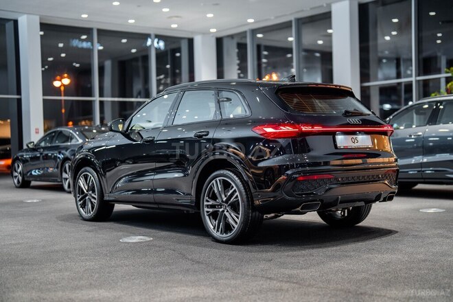 Audi Q5-11